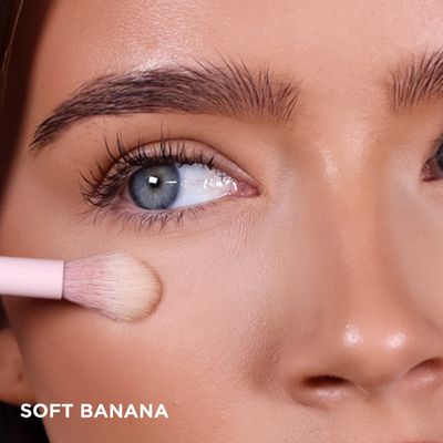 Soft Focus Under Eye Powder Soft Banana